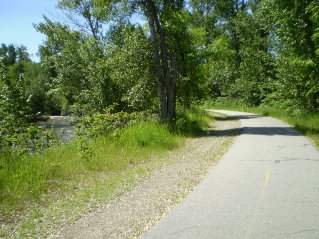 Short distance from start, trail runs alongside Okanagan River, Kettle Valley Railway Oliver to Osoyoos Lake, 2011-06.